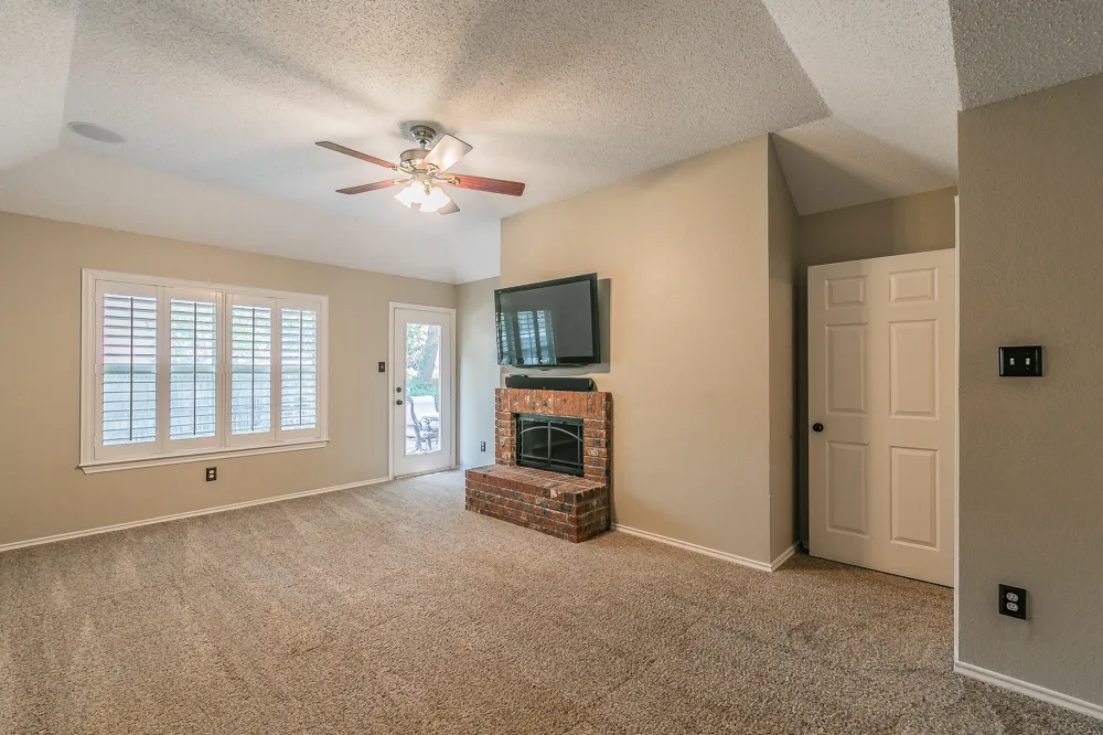 3317 Clearfield Drive Grapevine, TX 76051