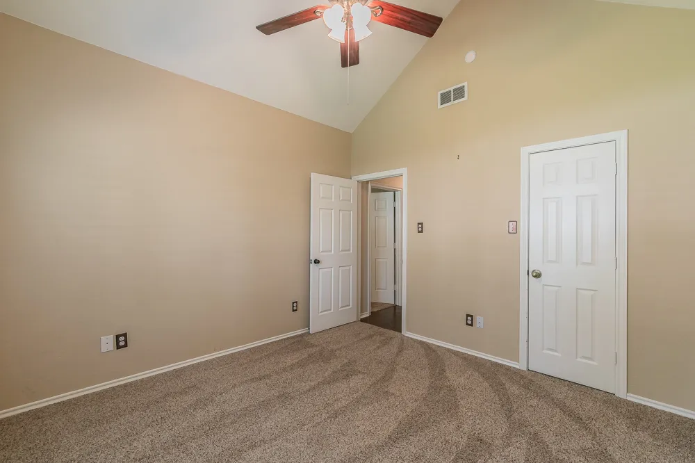 3317 Clearfield Drive Grapevine, TX 76051