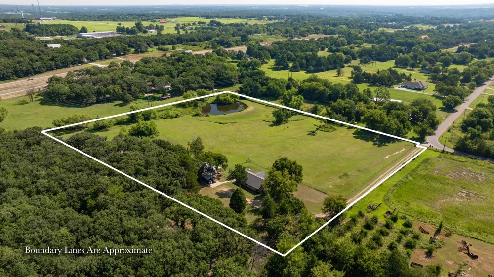 671 County Road 163 Gainesville, TX 76240