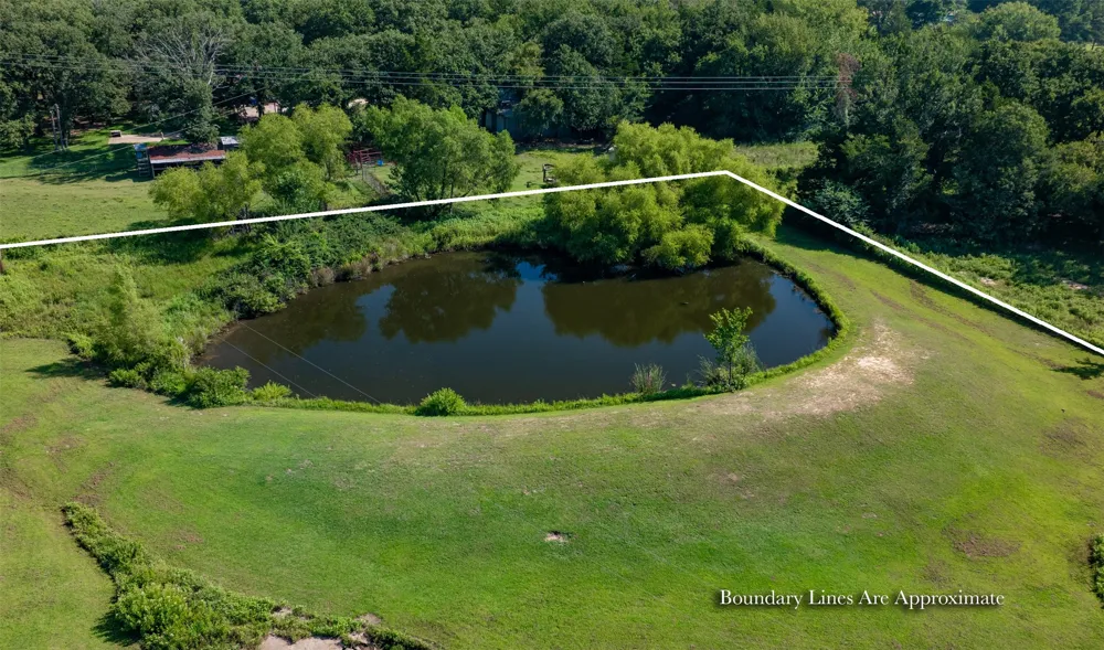671 County Road 163 Gainesville, TX 76240