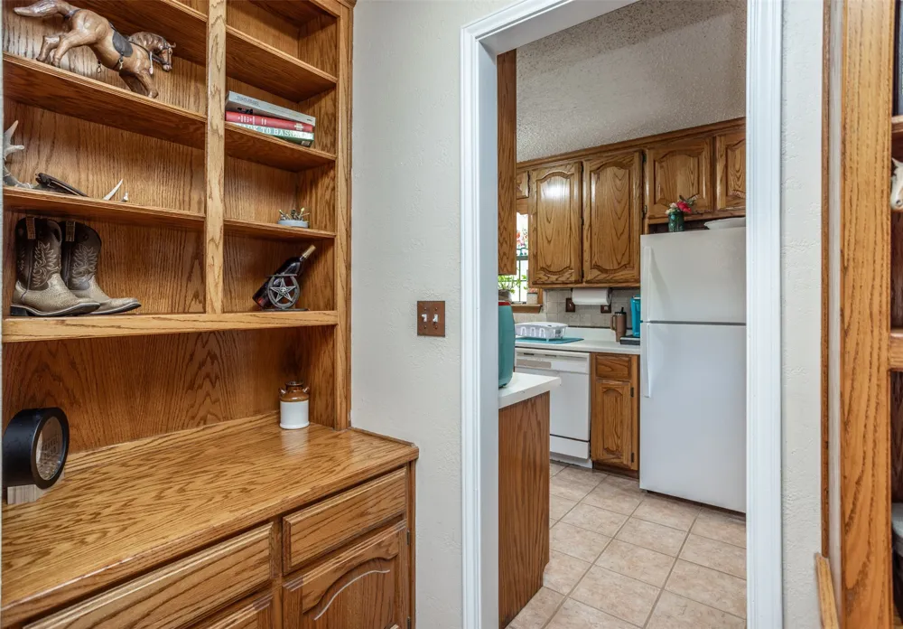 671 County Road 163 Gainesville, TX 76240