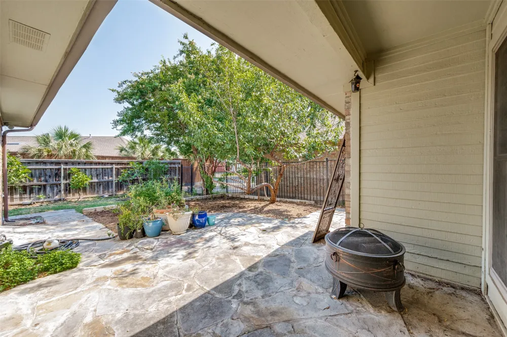 755 Red River Trail Irving, TX 75063