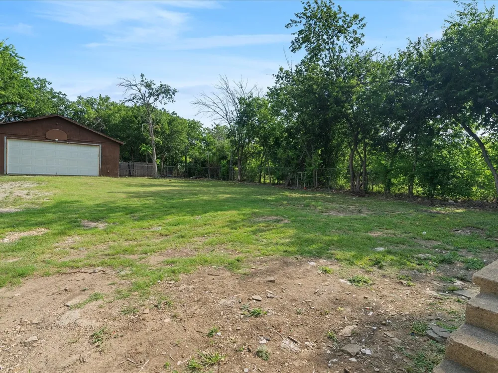5718 Landino Street Sansom Park, TX 76114