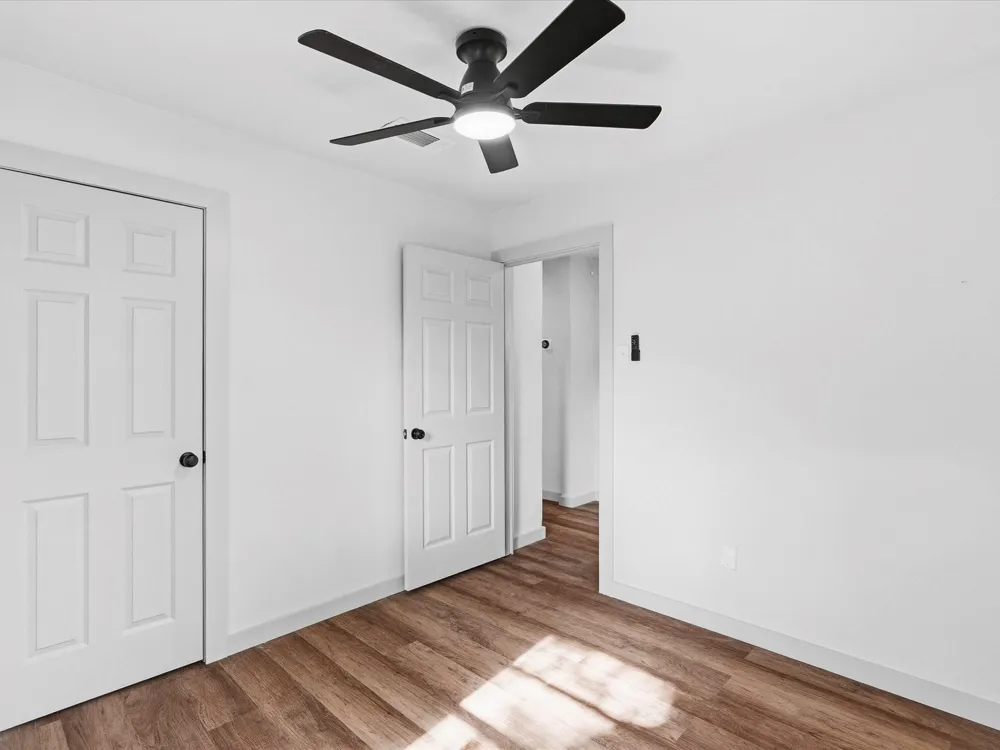 5718 Landino Street Sansom Park, TX 76114