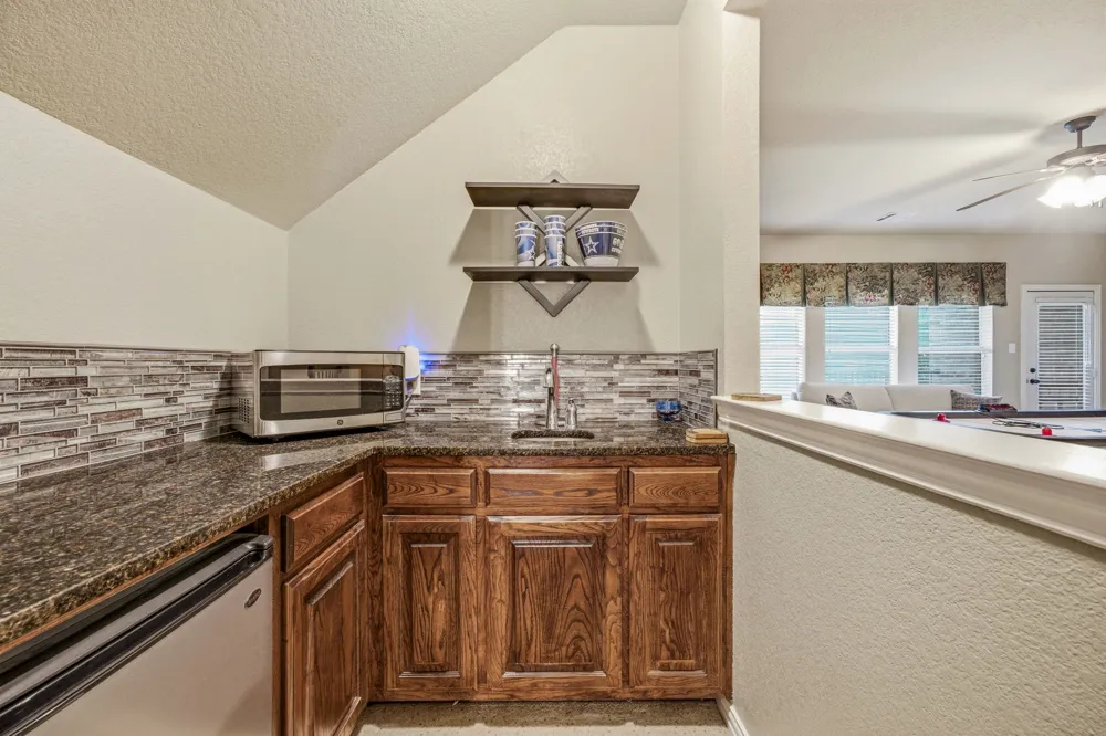 125 Rustling Elm Way Azle, TX 76020