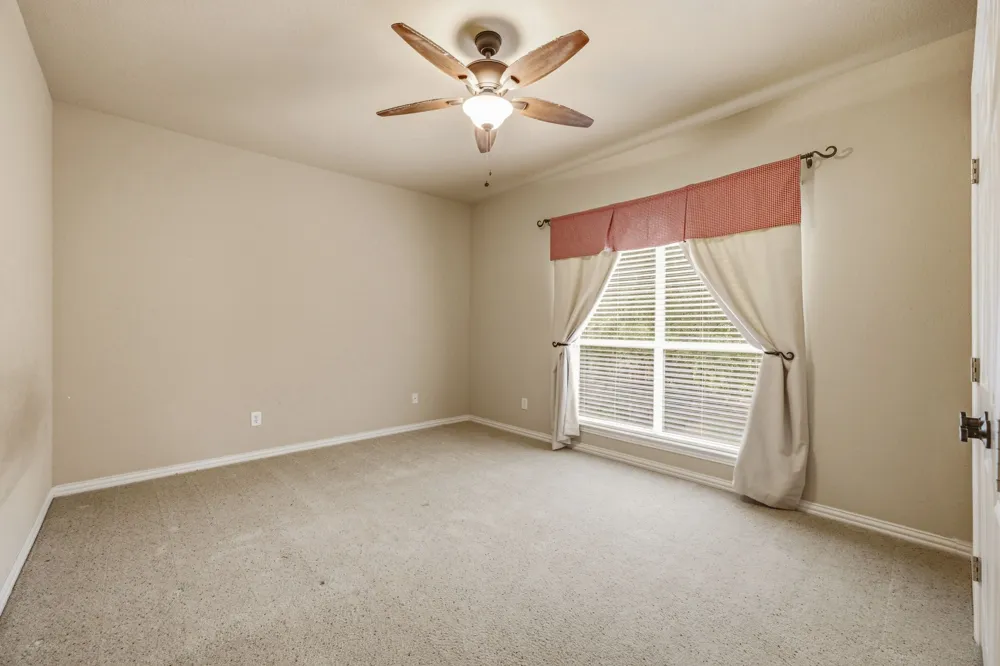 125 Rustling Elm Way Azle, TX 76020