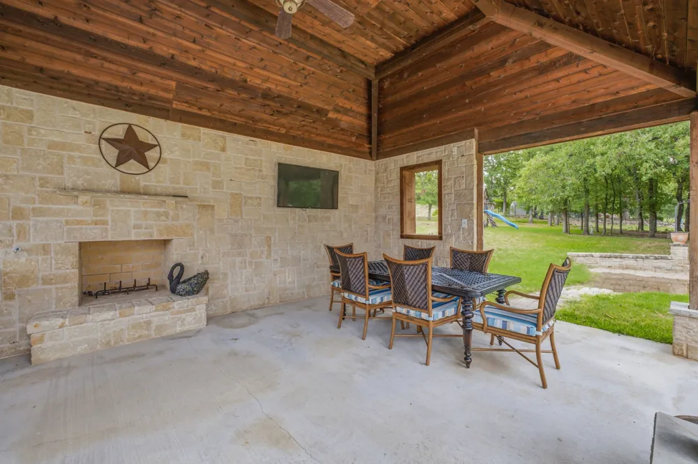 125 Rustling Elm Way Azle, TX 76020
