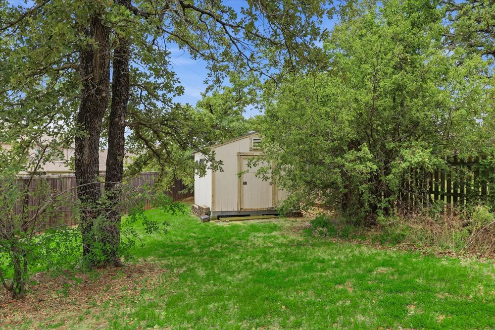 370 Canyon Oaks Drive Argyle, TX 76226