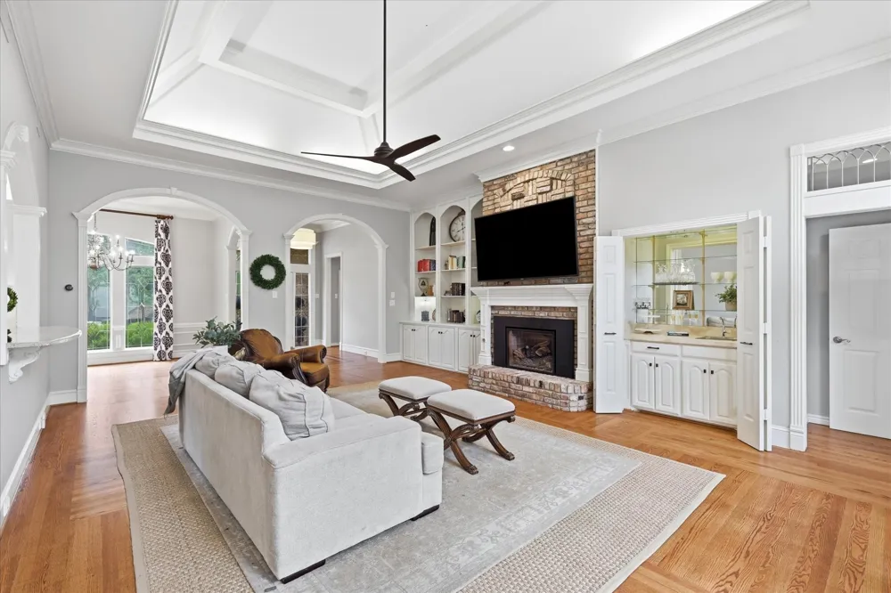 370 Canyon Oaks Drive Argyle, TX 76226