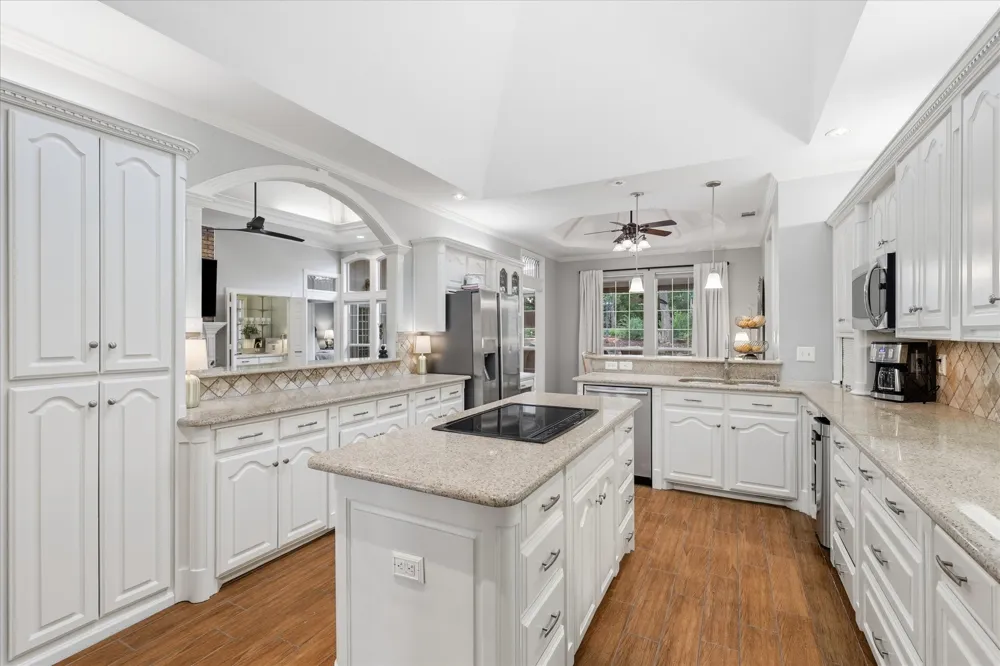 370 Canyon Oaks Drive Argyle, TX 76226