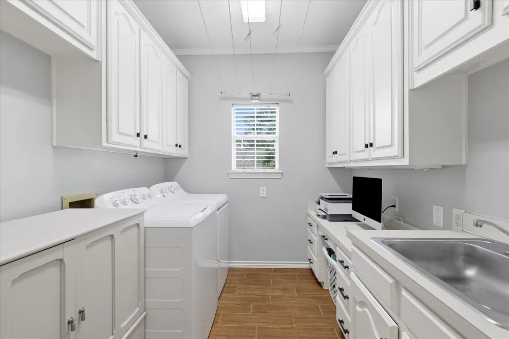 370 Canyon Oaks Drive Argyle, TX 76226