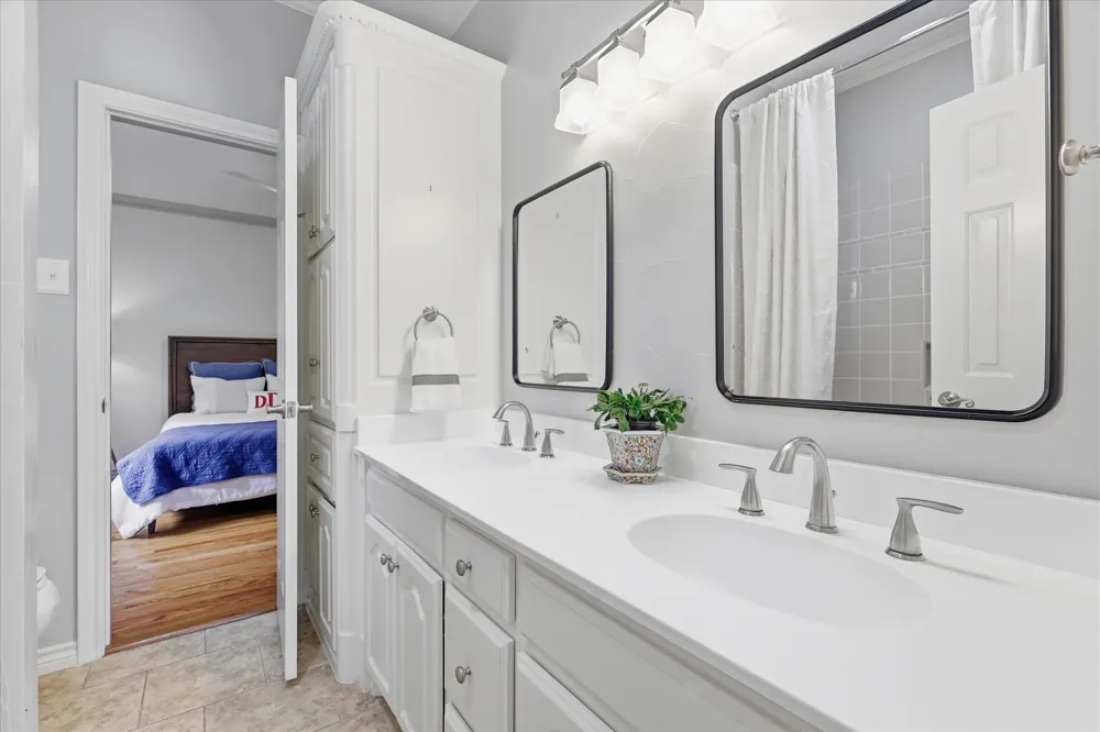 370 Canyon Oaks Drive Argyle, TX 76226