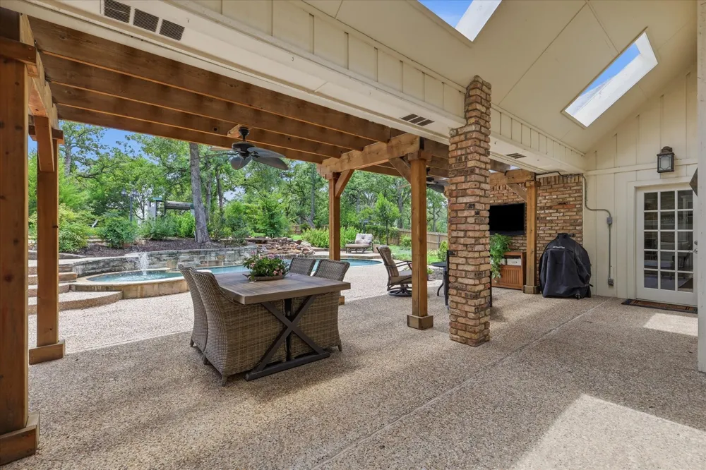 370 Canyon Oaks Drive Argyle, TX 76226
