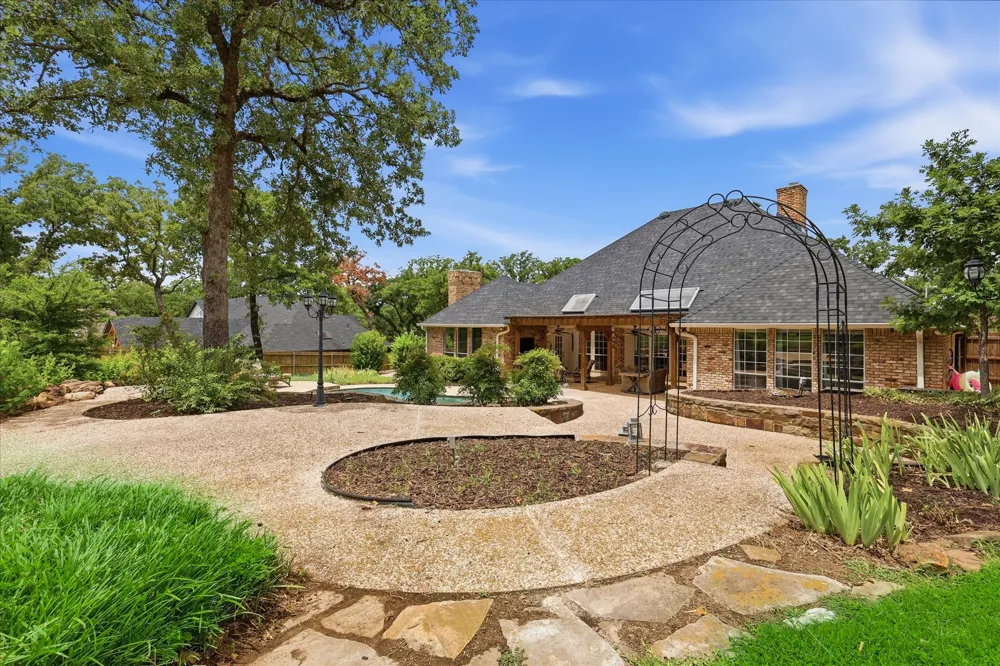 370 Canyon Oaks Drive Argyle, TX 76226