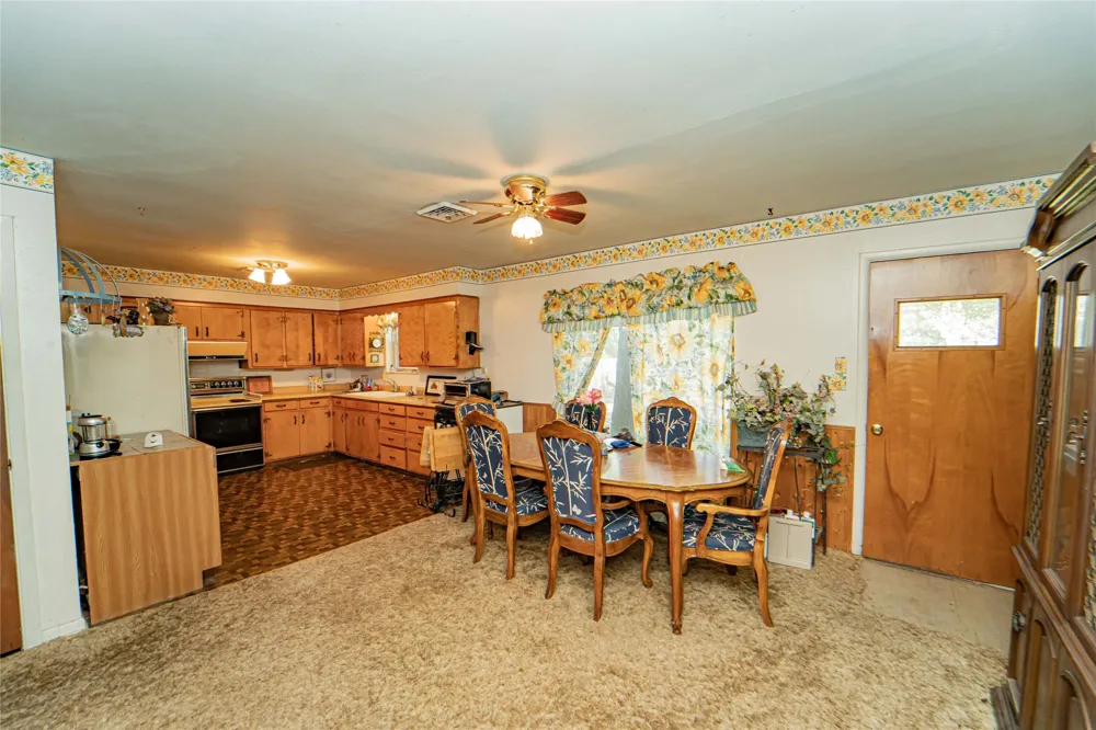 204 Fm 209 E Woodson, TX 76491