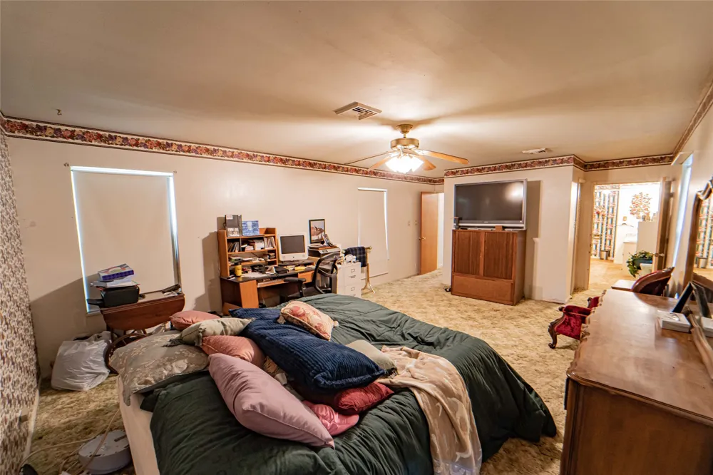 204 Fm 209 E Woodson, TX 76491