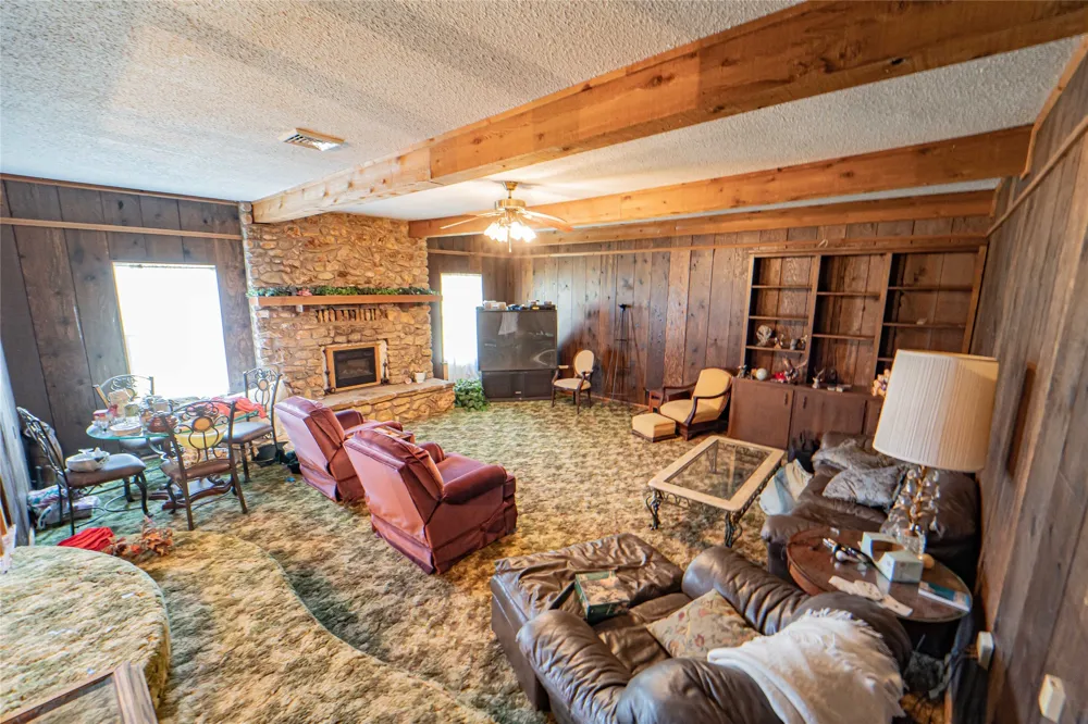 204 Fm 209 E Woodson, TX 76491