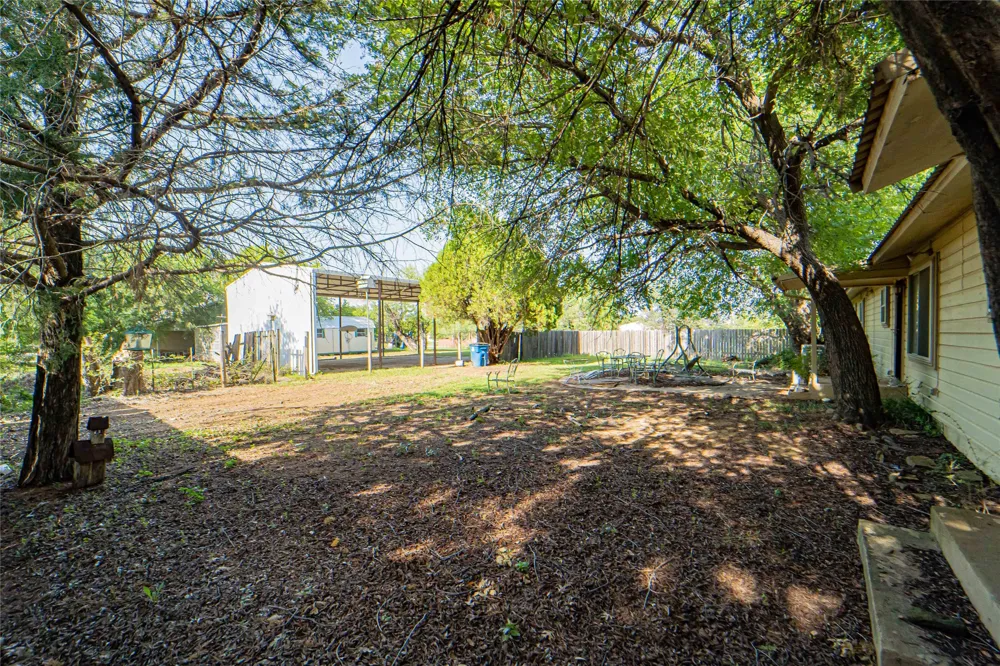 204 Fm 209 E Woodson, TX 76491