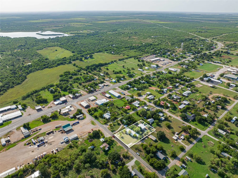 204 Fm 209 E Woodson, TX 76491