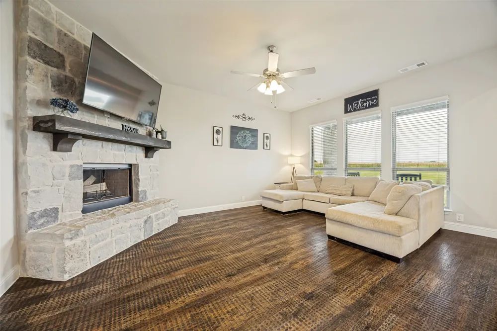 8795 County Road 502 Blue Ridge, TX 75424