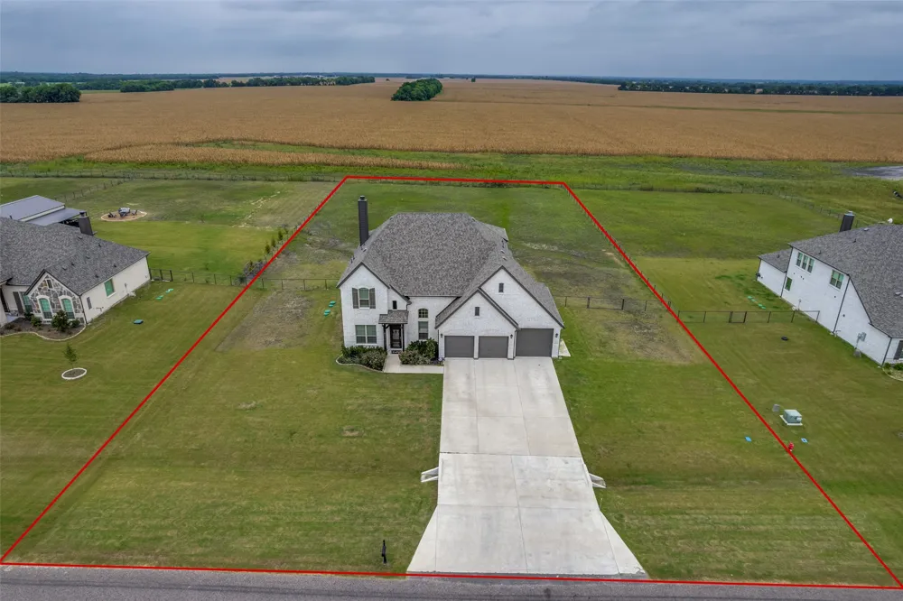 8795 County Road 502 Blue Ridge, TX 75424