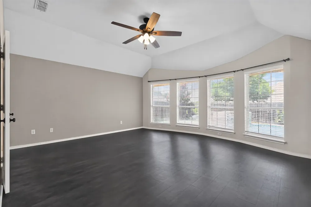 508 Kempson Court Saginaw, TX 76179