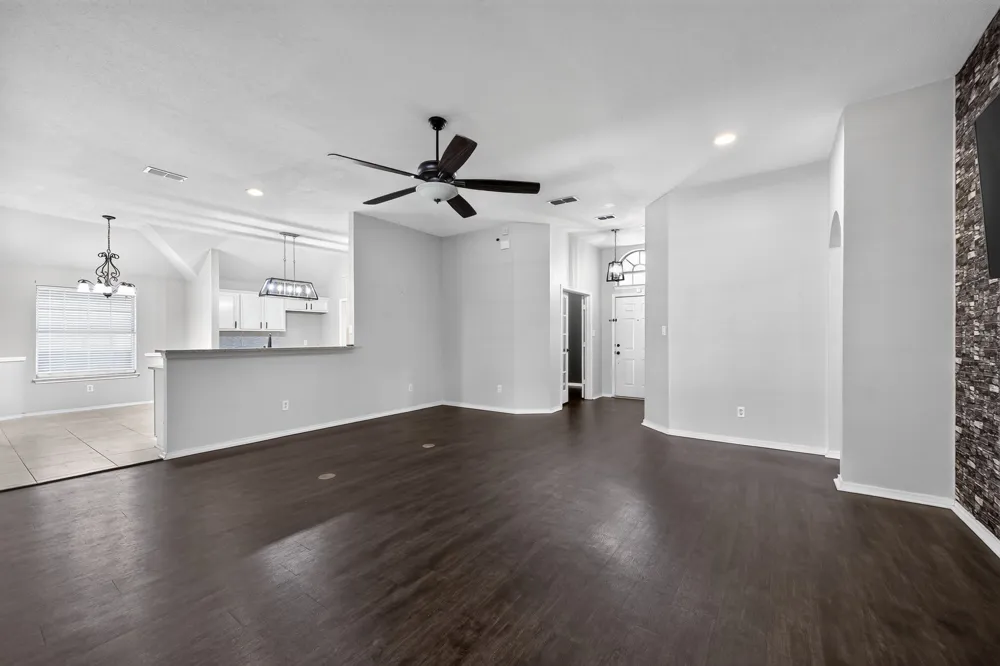 508 Kempson Court Saginaw, TX 76179