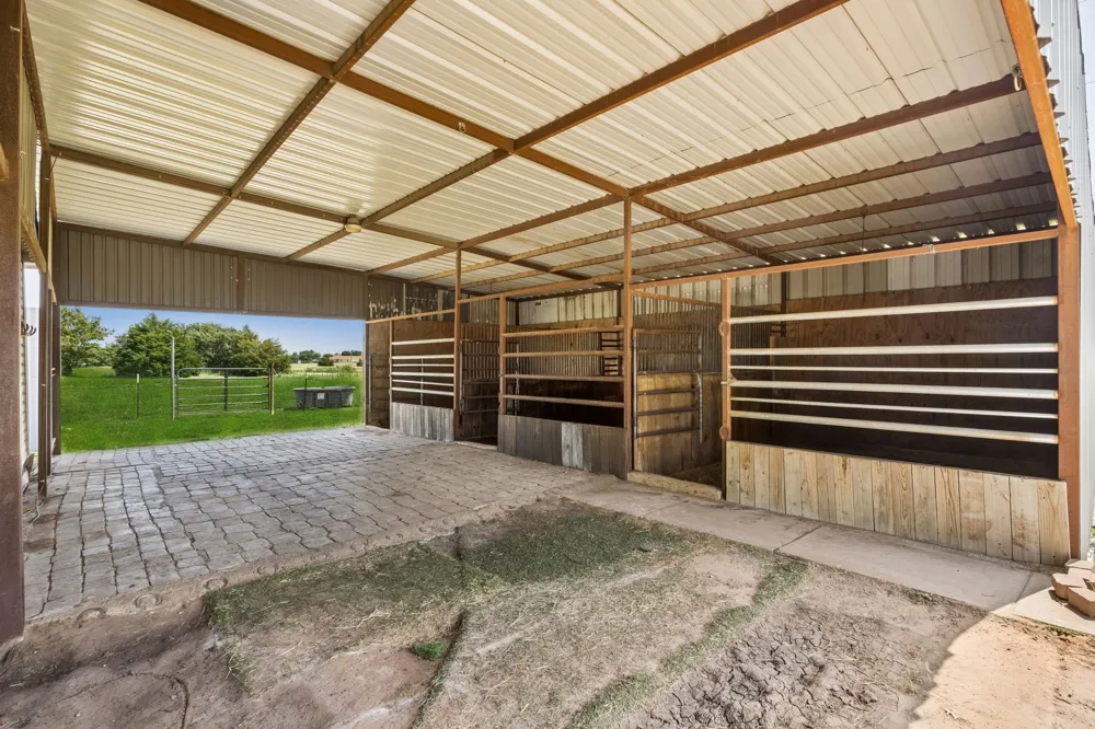 14221 County Road 545 Nevada, TX 75173