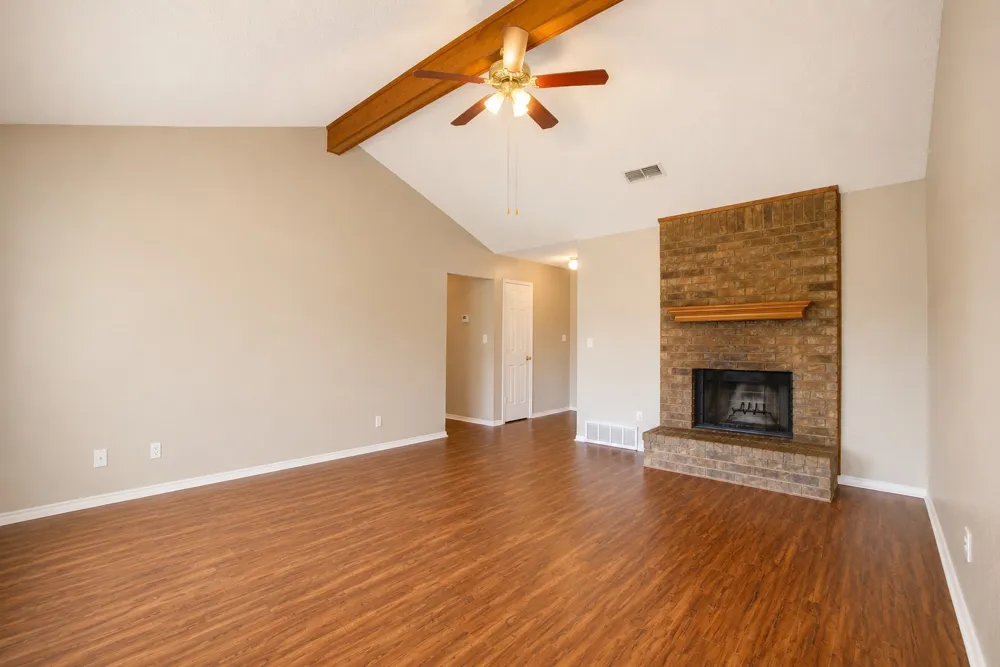 7724 Pebblebrook Drive Watauga, TX 76148