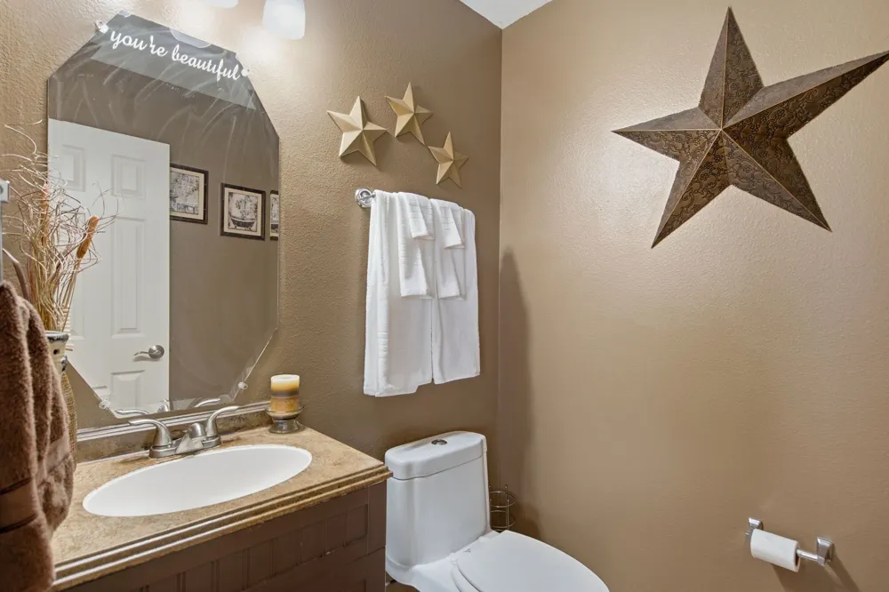 305 Ravenna Road Lake Dallas, TX 75065