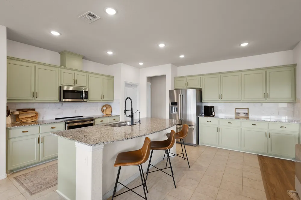 170 Spring Creek Circle Paradise, TX 76073