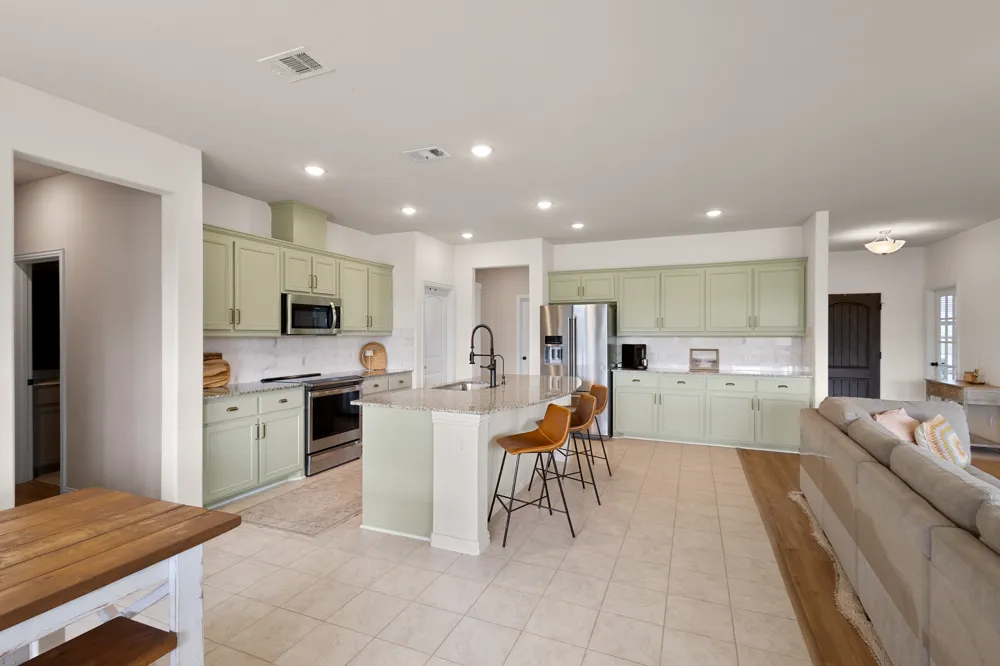 170 Spring Creek Circle Paradise, TX 76073
