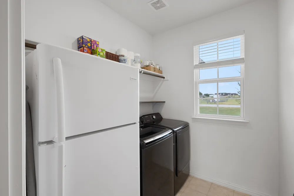 170 Spring Creek Circle Paradise, TX 76073