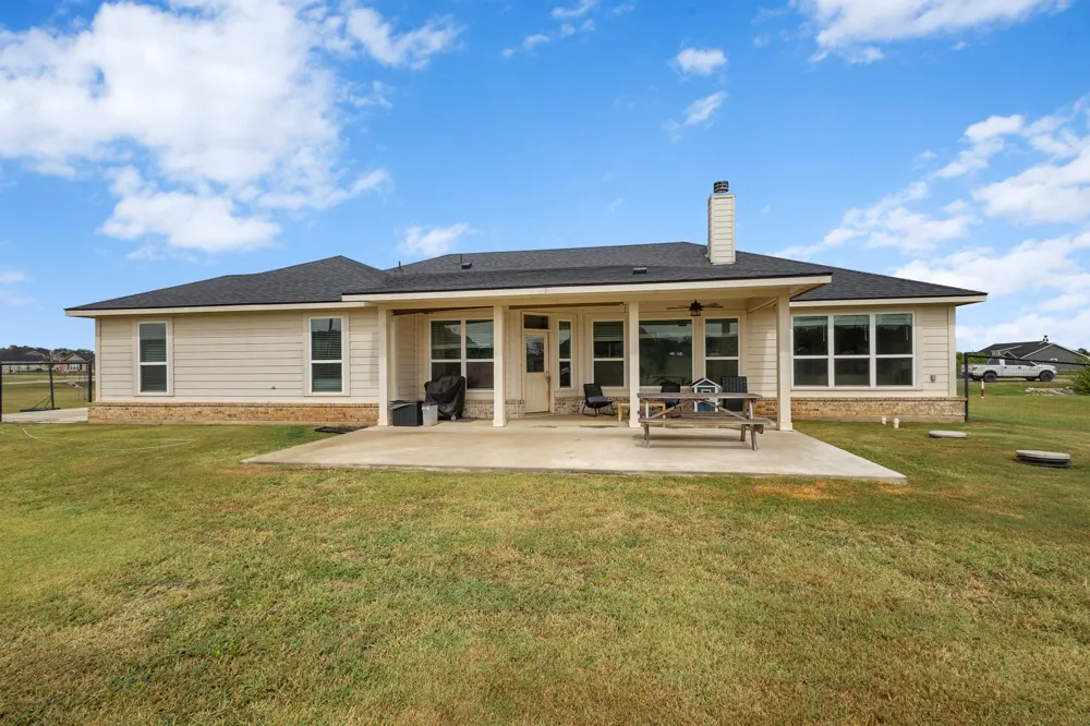 170 Spring Creek Circle Paradise, TX 76073