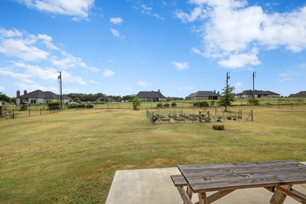 170 Spring Creek Circle Paradise, TX 76073