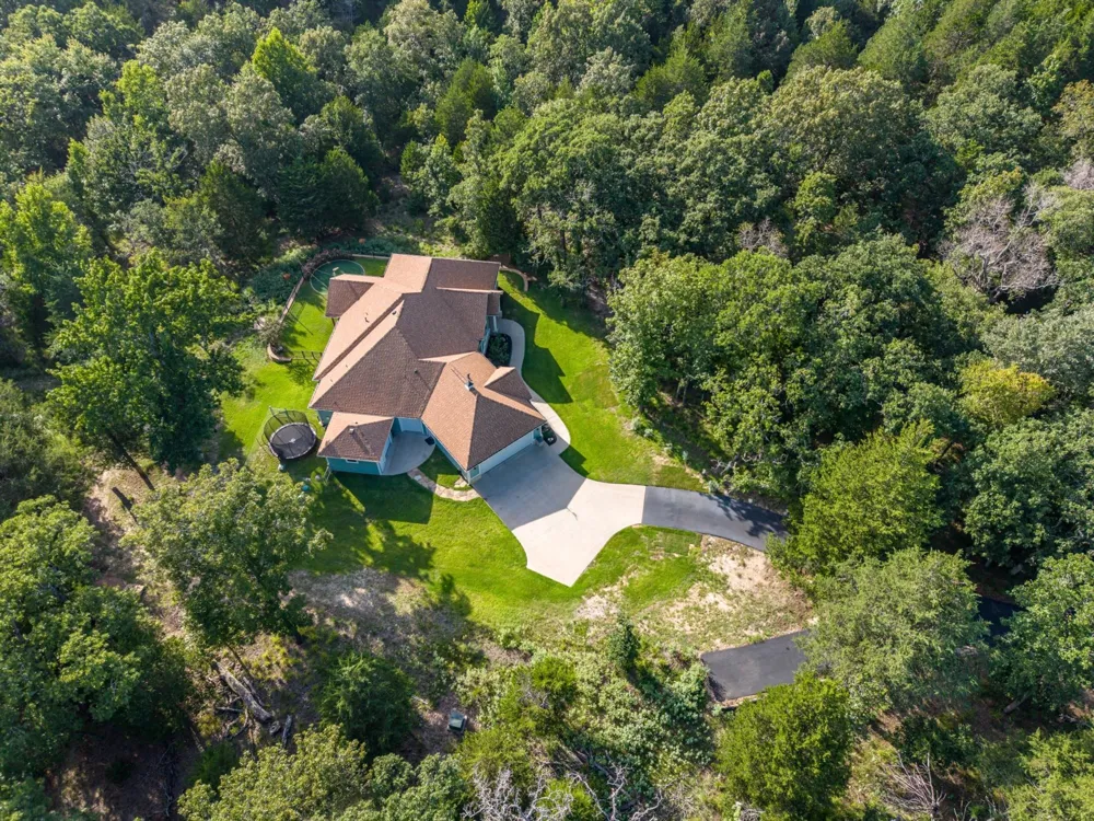 9006 Fallow Run Larue, TX 75770