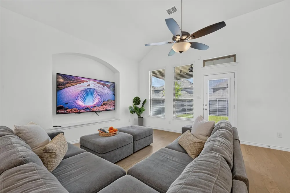 533 Cedarwood Street Little Elm, TX 76227