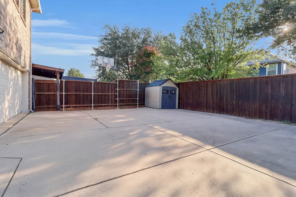1194 Maple Ridge Way Murphy, TX 75094