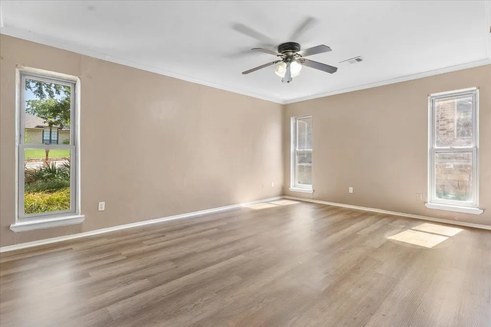1820 Green Ridge Court Carrollton, TX 75007