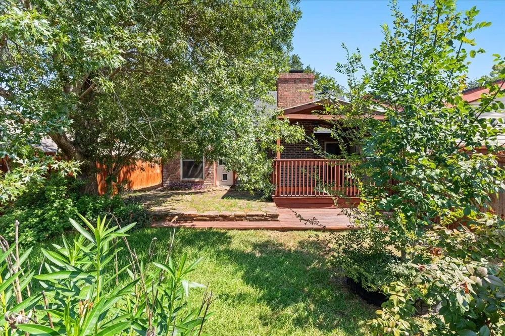 1820 Green Ridge Court Carrollton, TX 75007