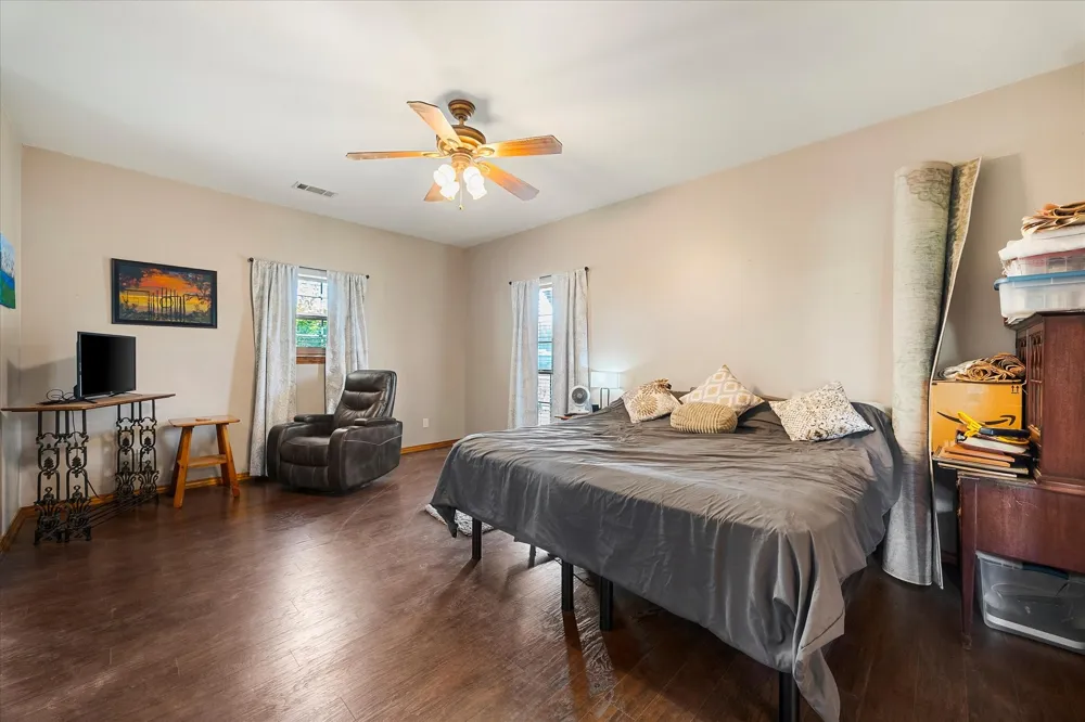 2210 County Road 1076 Celeste, TX 75423