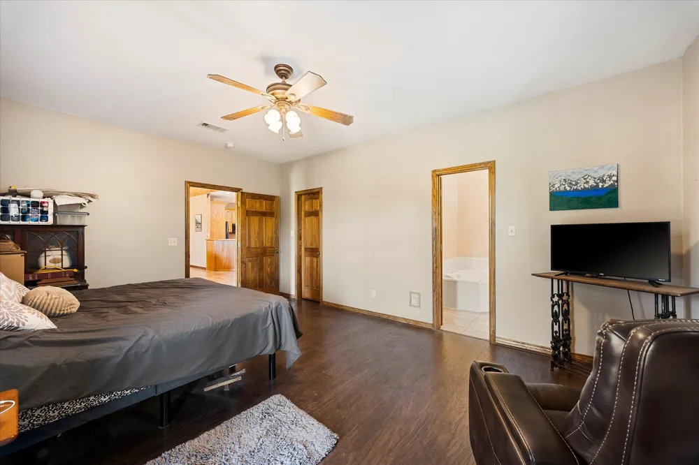 2210 County Road 1076 Celeste, TX 75423