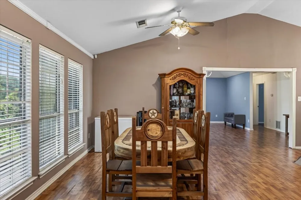12281 County Road 2149 Kemp, TX 75143