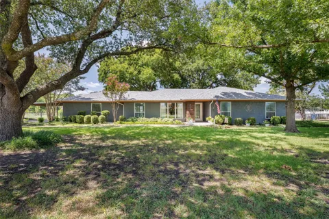 5407 Kara Lane