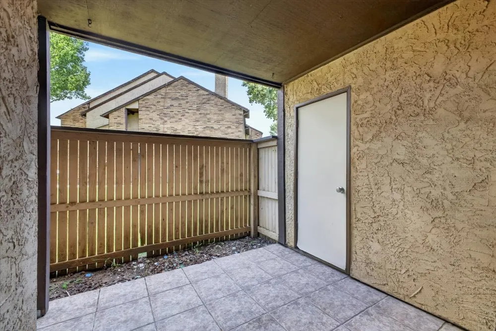 2103 Friendly Drive #3211 Arlington, TX 76011