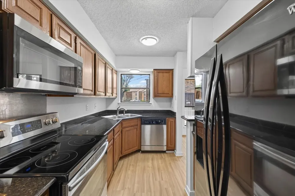 2103 Friendly Drive #3211 Arlington, TX 76011