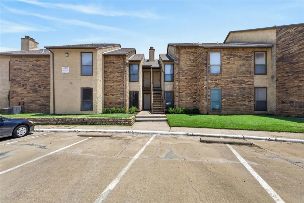 2103 Friendly Drive #3211 Arlington, TX 76011