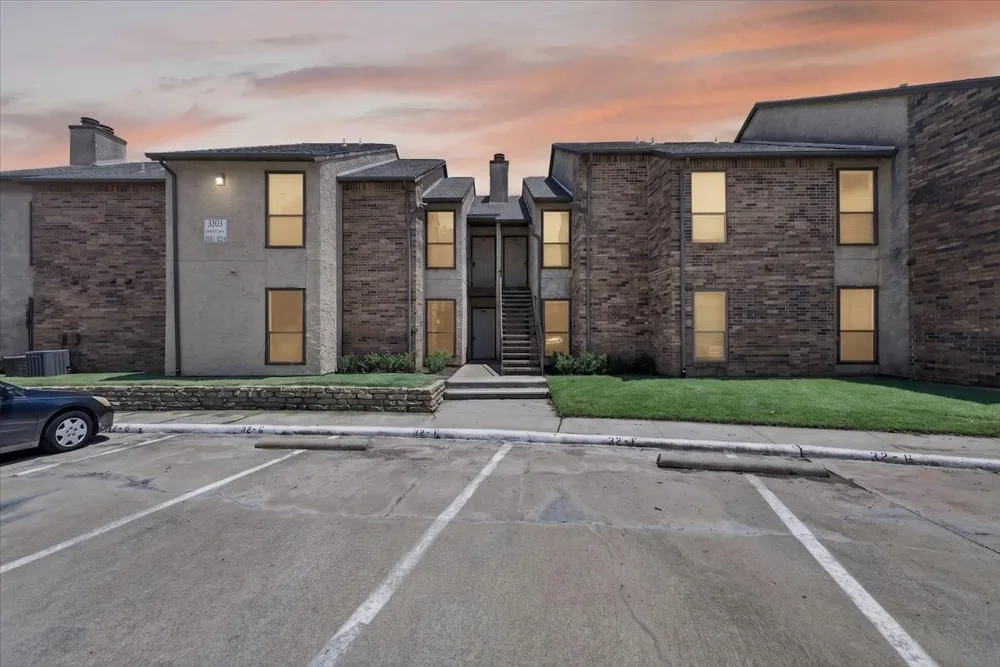 2103 Friendly Drive #3211 Arlington, TX 76011