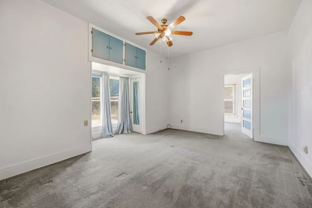 648 Belknap Street Stephenville, TX 76401