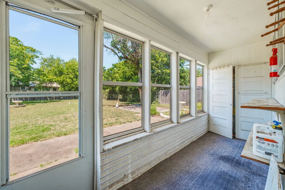 648 Belknap Street Stephenville, TX 76401